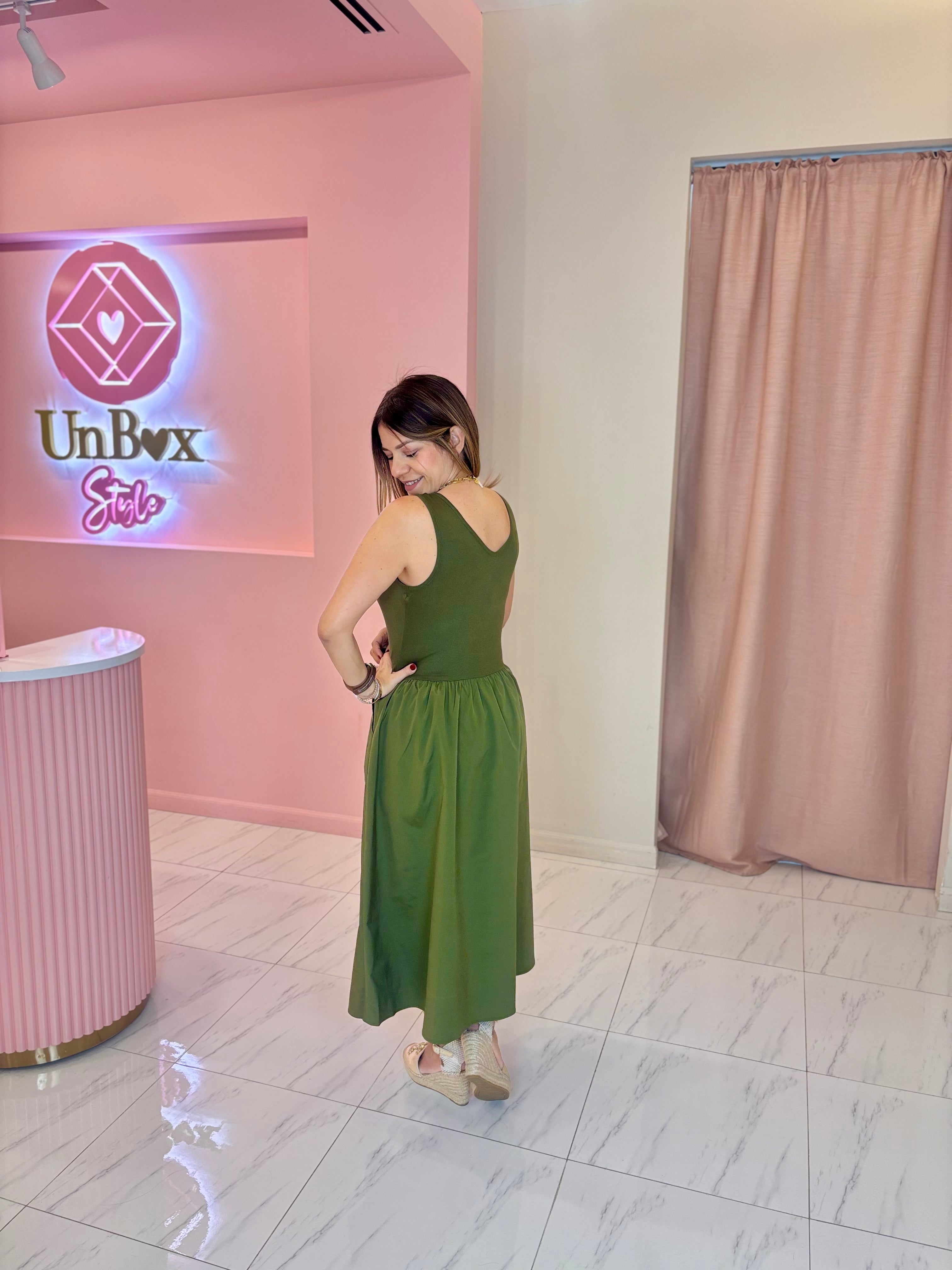 Martina V Neck Dress-🫒